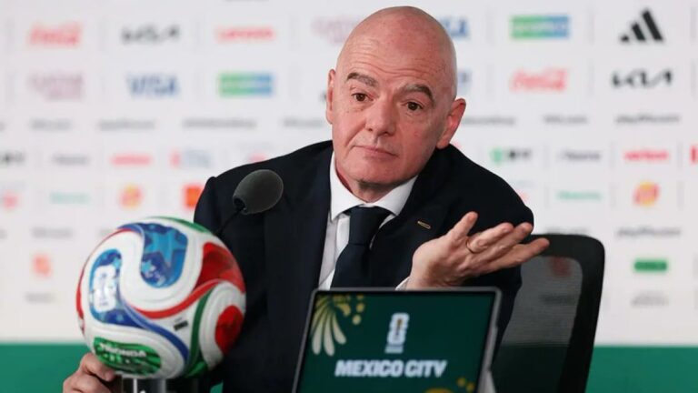 FIFA acusa a UEFA de emprender una “campaña de desprestigio” por el fallido plan de Gianni Infantino
