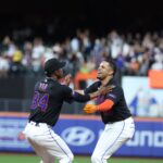 Mets dejan tendidos a los Brewers en entradas extra con dramático triunfo