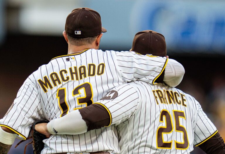 Padres se imponen a Astros y Jackson Merrill vuelve a ser protagonista