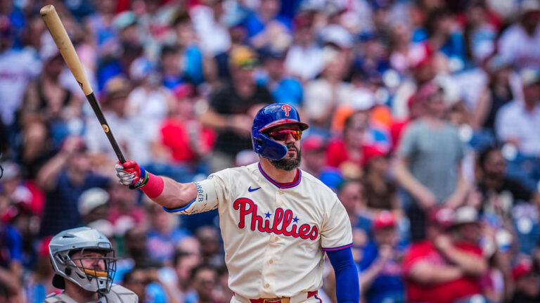 Phillies con gran remontada derrota a Blue Jays