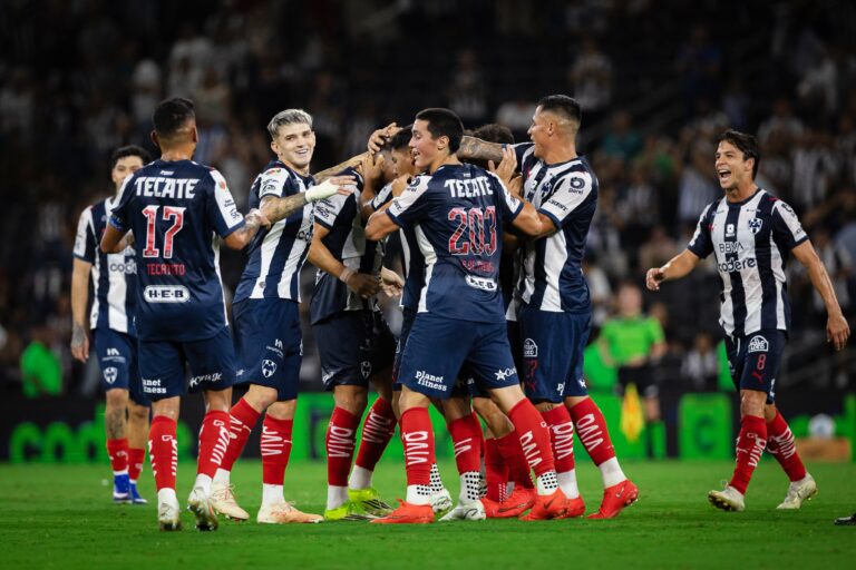 Rayados arrolla a Bravos y firma contundente goleada de 6-1