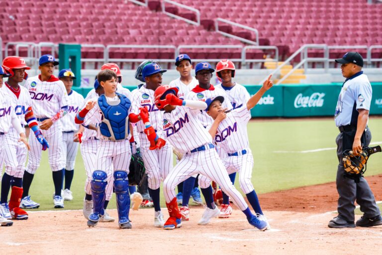 ¡REPÚBLICA DOMINICANA IMPONE SU PODER Y SIGUE INVICTA EN LA SERIE DEL CARIBE KIDS!