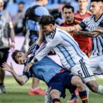 FIFA sanciona a Paredes y a otros integrantes de Argentina por incidentes tras la final del Mundial