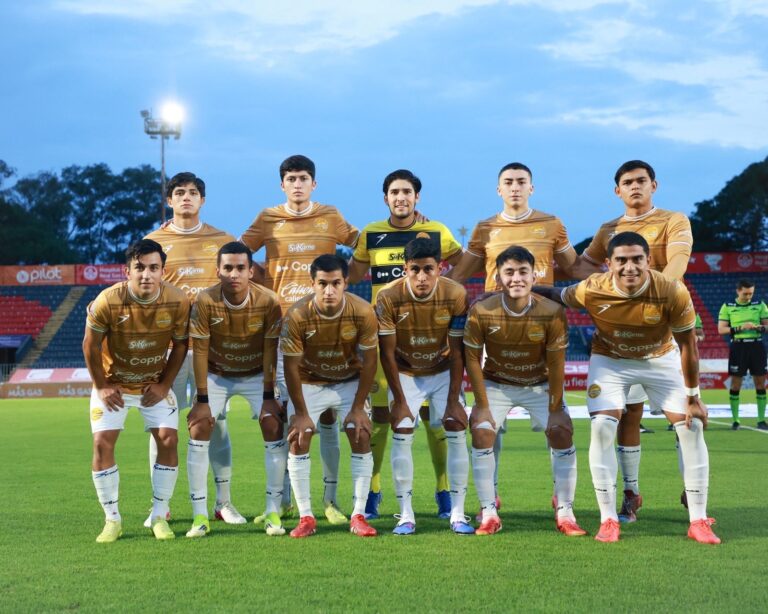 ¡DORADOS GOLEA EN TEPATITLÁN Y SE METE DE LLENO EN LA PELEA!