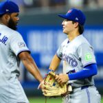 Blue Jays se imponen a Royals con ofensiva de 13 imparables