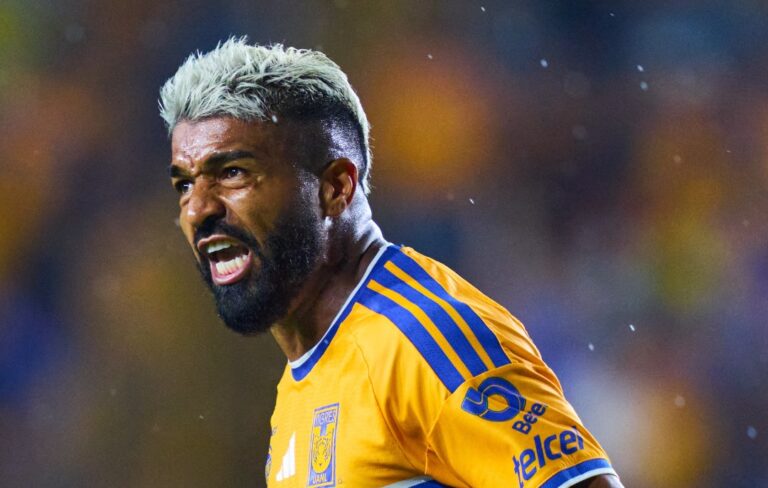 Tigres rescata el empate ante Necaxa en el Universitario