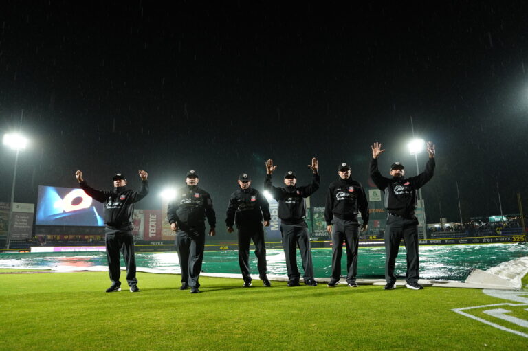 Lluvia obliga a posponer el Juego 3 entre Olmecas y Pericos