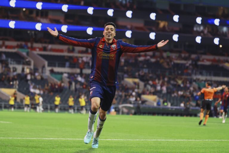Atlante sacude al Monterrey y firma una noche de cuatro goles en el Azteca