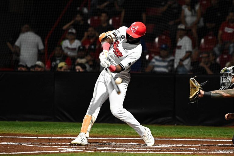 Dorados de Chihuahua incorpora al cañonero Estevan Florial