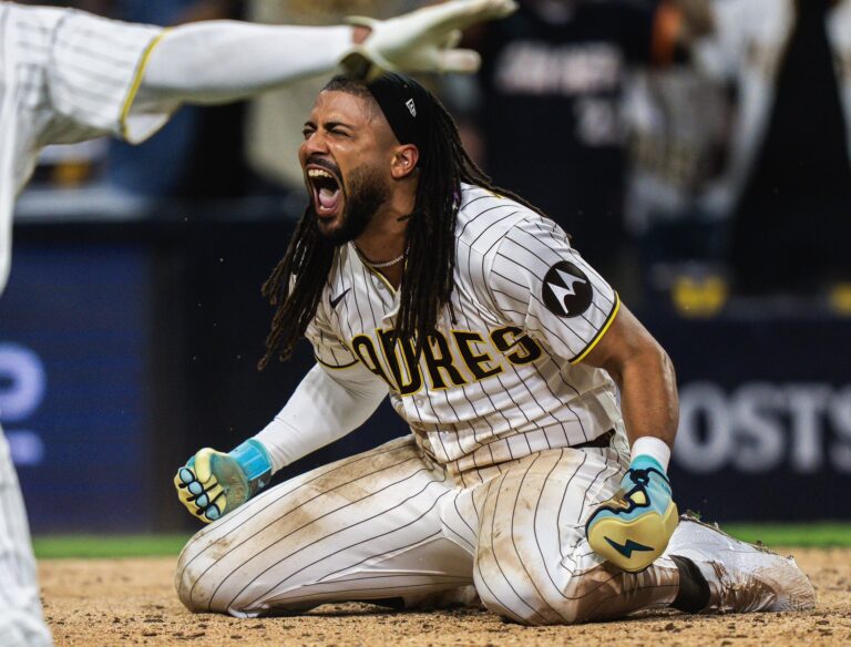 Padres golpean primero: San Diego blanquea a Cubs con jonrones de Tatis Jr. y Machado