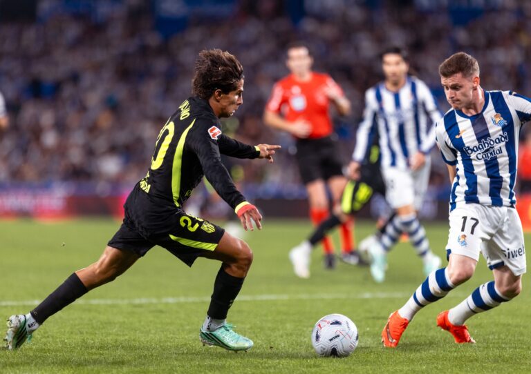 Atlético de Madrid golea 3-0 a la Real Sociedad