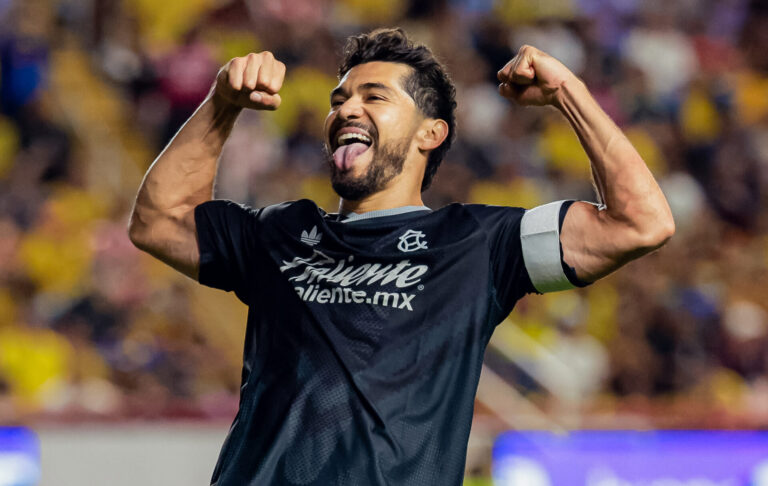 América vuelve al triunfo con goleada sobre Necaxa