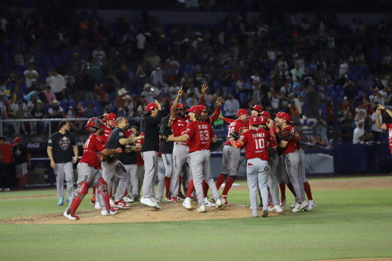 Toros de Tijuana aplasta a Sultanes y conquista el Campeonato del Norte