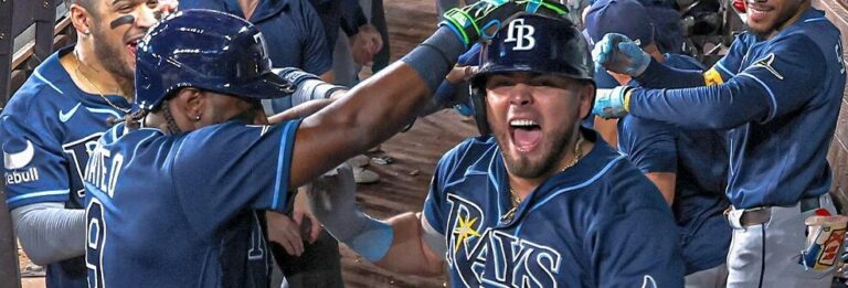 Jonathan Aranda conecta jonrón de tres carreras y Rays vencen a Rangers en 10 entradas