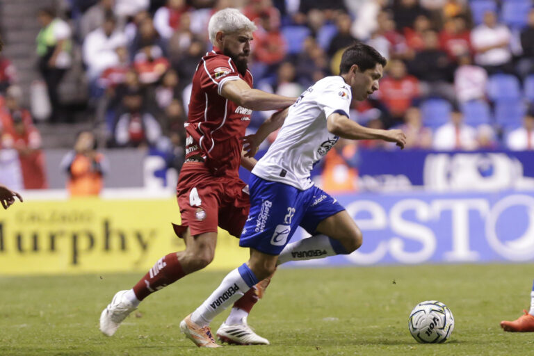 Toluca derrota 1-0 a Puebla y es el nuevo líder general