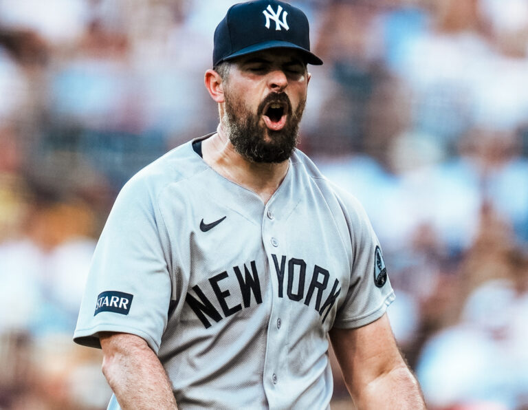 Yankees castigan a los Padres y se imponen 5-1 en San Diego