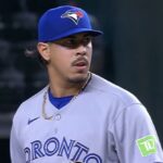 José Rodríguez debuta en MLB y hace batería mexicana con Alejandro Kirk