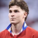 Barcelona cierra la puerta a Julián Álvarez y reconoce interés en Lautaro Martínez