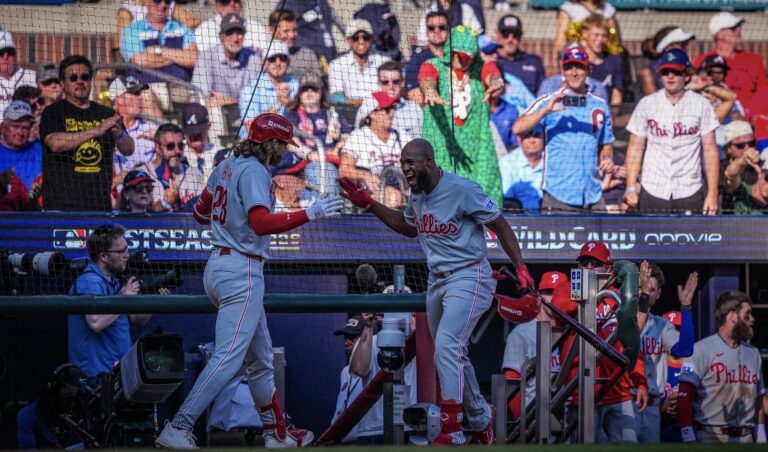 ¡Remontada de película! Phillies vencen a Bravos en entradas extra