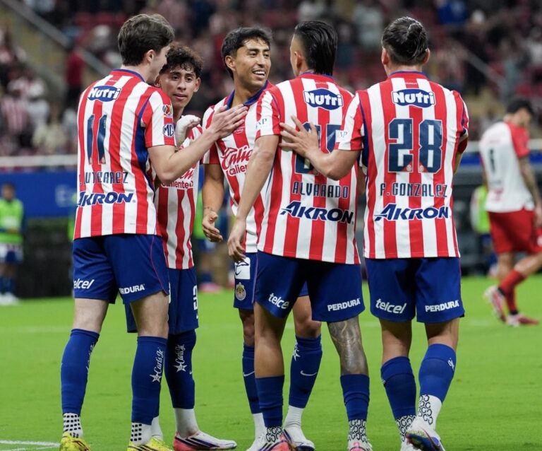 Chivas encuentra su mejor versión y se instala en el subliderato