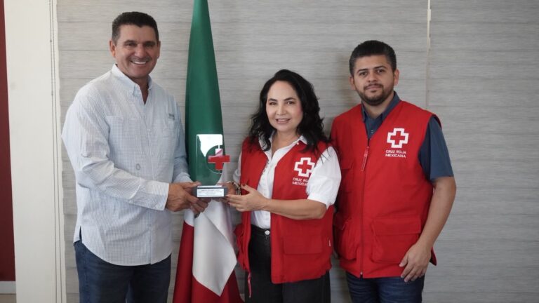 Reconoce Cruz Roja Navolato al ISDE por apoyar carrera con causa en Altata