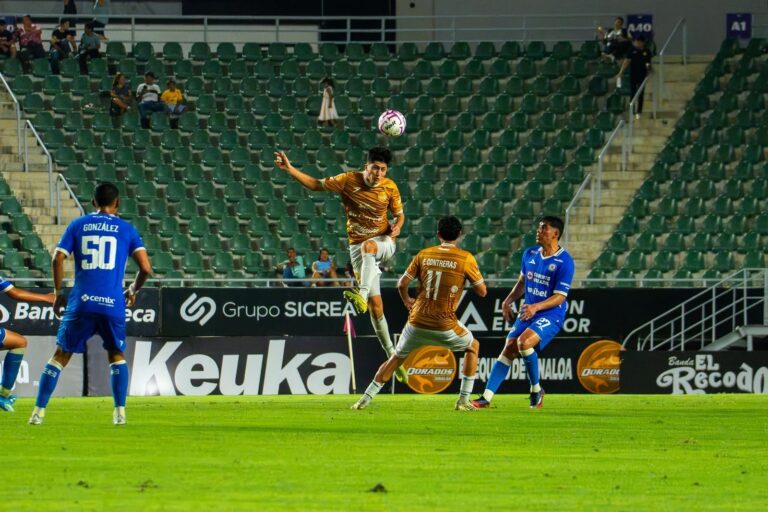 DORADOS DE SINALOA CAE ANTE CRUZ AZUL HIDALGO EN EL ENCANTO