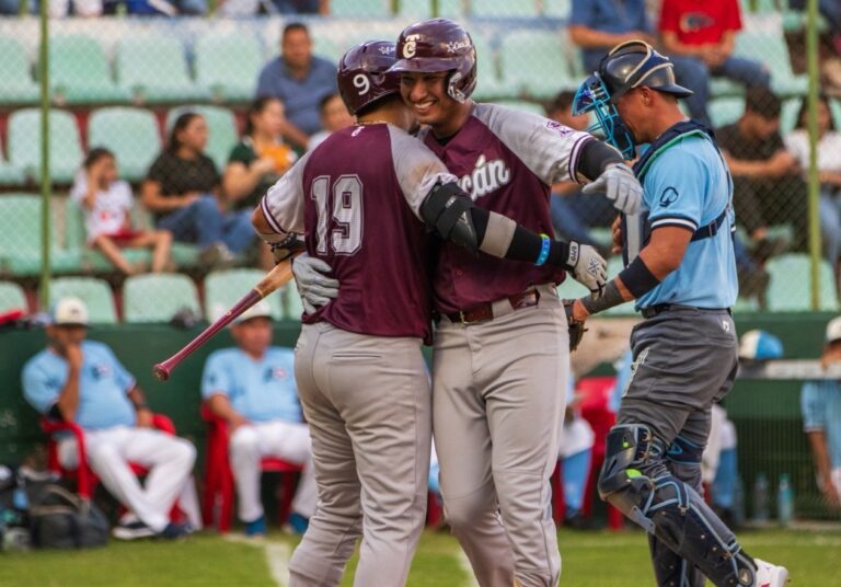 Verdugo pega dos jonrones y Castañeda guía triunfo de Tomateros en la Copa Gobernadora
