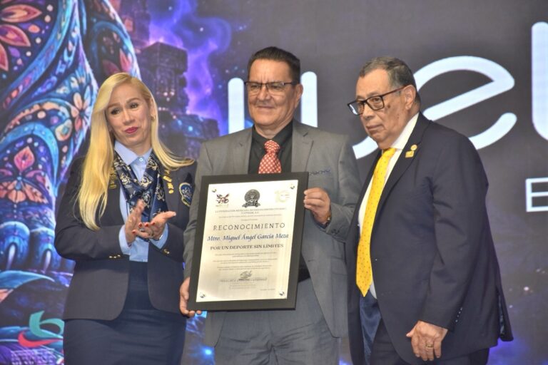 Reconocen trayectoria de Miguel Ángel García Meza en favor del deporte adaptado