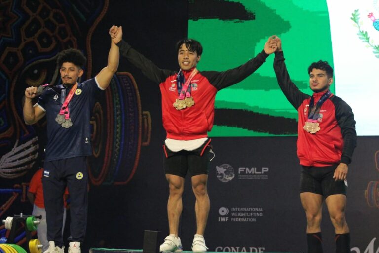 Jonathan Muñoz se corona campeón Panamericano Junior de Halterofilia