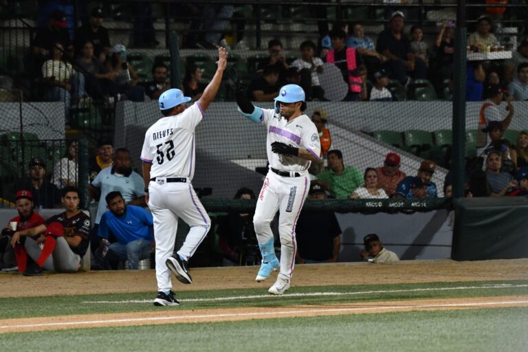 Algodoneros blanquea a Mayos con poder y dominio desde la lomita