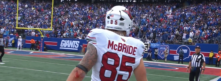NFL investiga supuesto insulto de un oficial contra Trey McBride