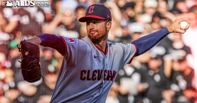 Guardianes reaccionan y vencen a White Sox para acercarse en la Serie Divisional