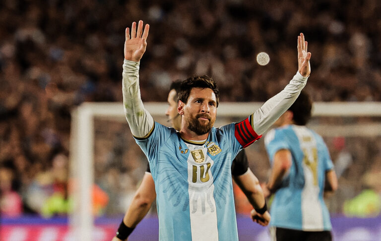 Messi se despide de Argentina con gol y triunfo ante Benín