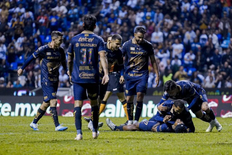 Pumas rescata una victoria agónica ante Puebla con gol de Álvaro Angulo