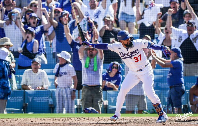 Dodgers pegan primero y hacen valer su poder ante Bravos