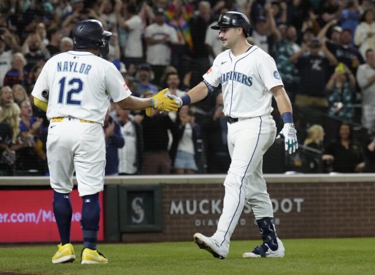 Los Marineros reportan cirugías de Cal Raleigh y Josh Naylor