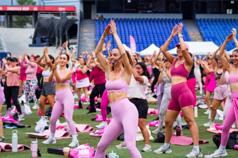 Fuerza Rosa con Sultanes 2026 reúne a más de mil mujeres en el Walmart Park