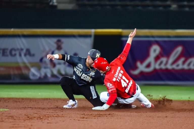 MAYOS DESATA RALLY DE SIETE CARRERAS Y EMPATA LA SERIE ANTE NARANJEROS