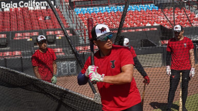 Arath Garza se prepara para mostrar su talento ante scouts de Grandes Ligas