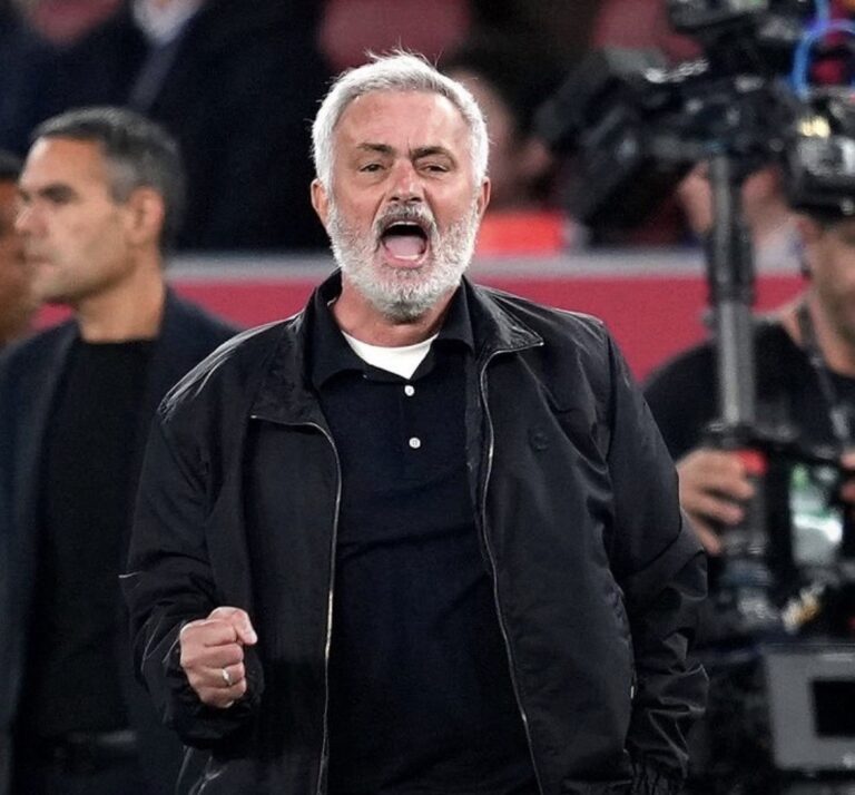 Mourinho destaca el carácter del Real Madrid tras vencer al Barcelona y quitarle el invicto