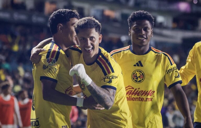 Brian Rodríguez no cierra la puerta a Tigres y revela que juega lesionado con América