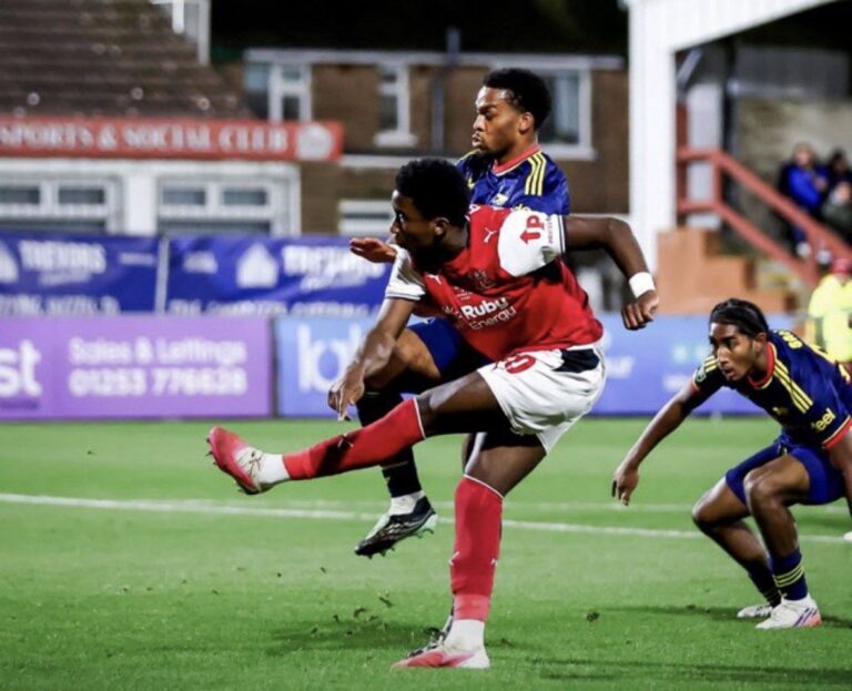 ¡Golpe histórico! Fleetwood Town elimina al Arsenal en penales y firma una sorpresa mayúscula