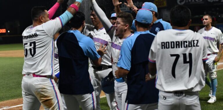 ¡ALGODONEROS DEJA EN EL TERRENO A MAYOS Y SE LLEVA SU PRIMERA SERIE EN CASA!