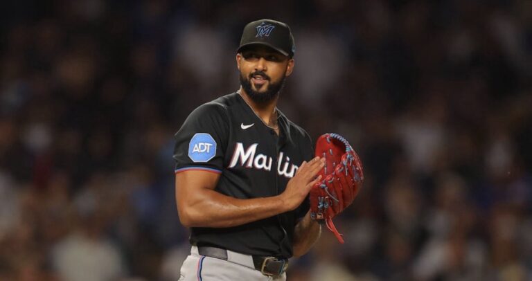 Miami apuesta por Sandy Alcántara y asegura su continuidad para la temporada 2027